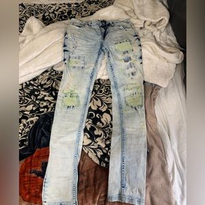 I am selling some jeans they are size 30 in the waist and 32 in length